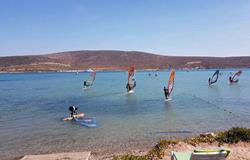 Alacati - Turkey Sportif Windsurf Clinic with Simon Winkley. Beginners area.